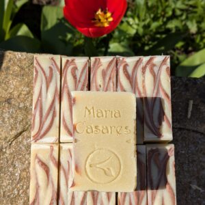 Lot de 11 savons Maria Casares